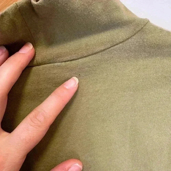 Woolrich women’s long sleeve turtleneck top olive green size medium - Picture 3 of 11